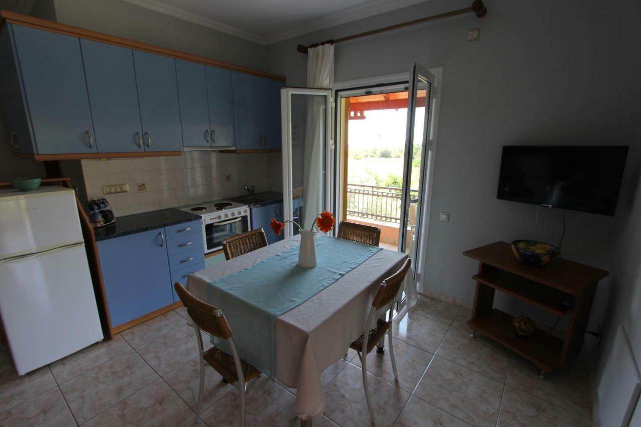 Tosis Apartments Σβορωνάτα Εξωτερικό φωτογραφία