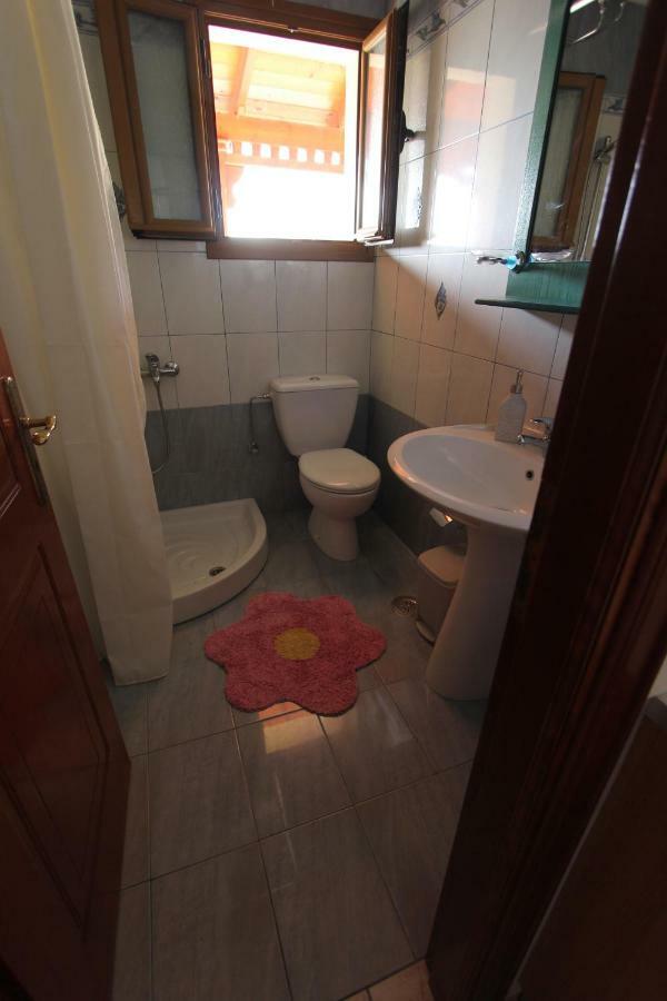 Tosis Apartments Σβορωνάτα Εξωτερικό φωτογραφία